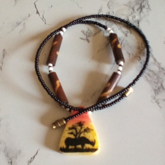 Unisex Ethnic Necklace Bundle Semi-precious Stone Pendant/Painted Bone Pendant - Picture 9 of 10